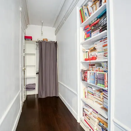 Magnificent Close To Montmartre *